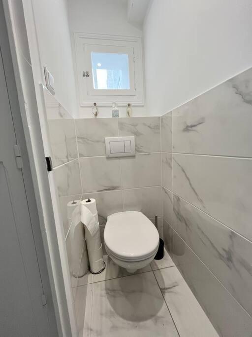 Appartement Renove - Wifi - Jardin - Centre De Niort Bagian luar foto